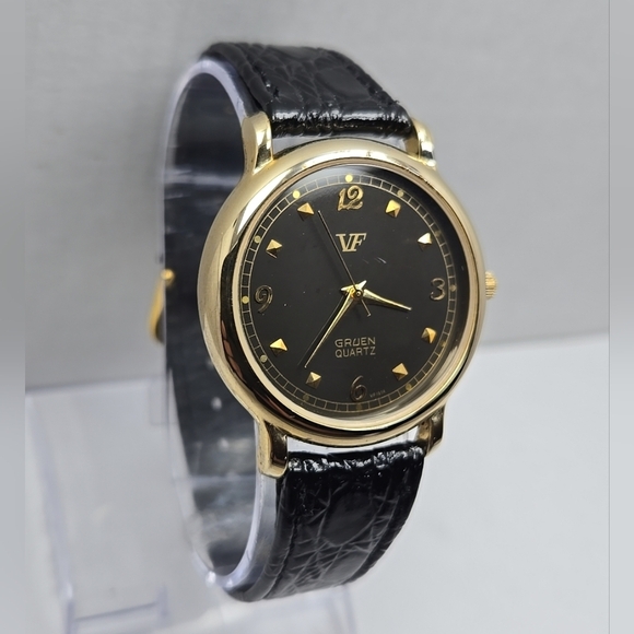 Vintage Gruen Vanity Fair Quartz Watch Black Leather Band VF New Battery - Picture 3 of 11
